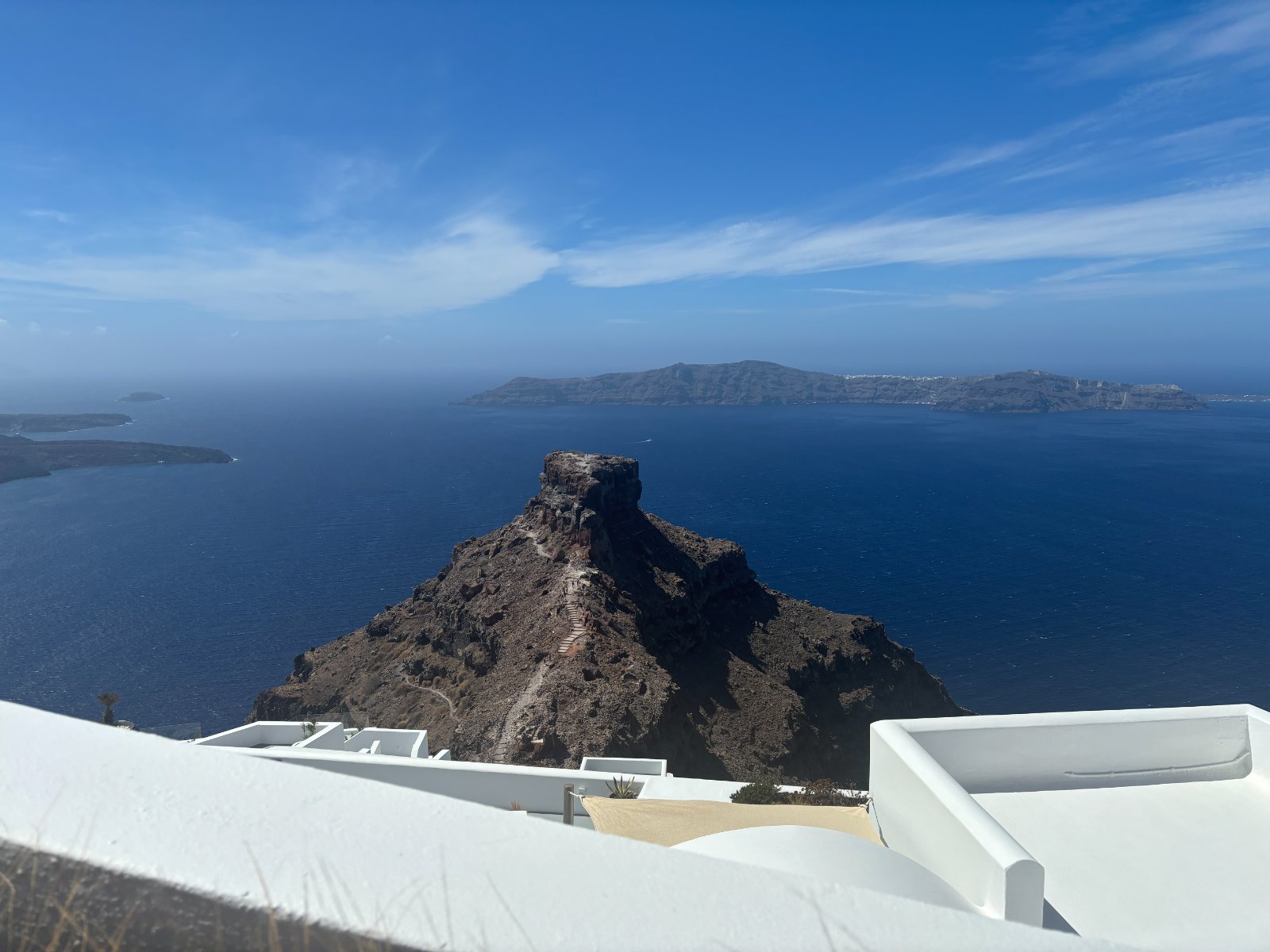 Hike to Oia stop at Skaros