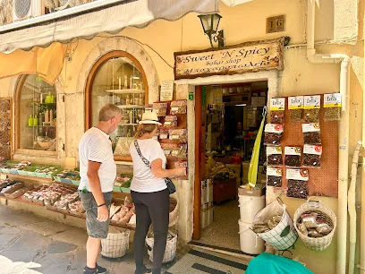 Sweet 'N Spicy Organic Shop